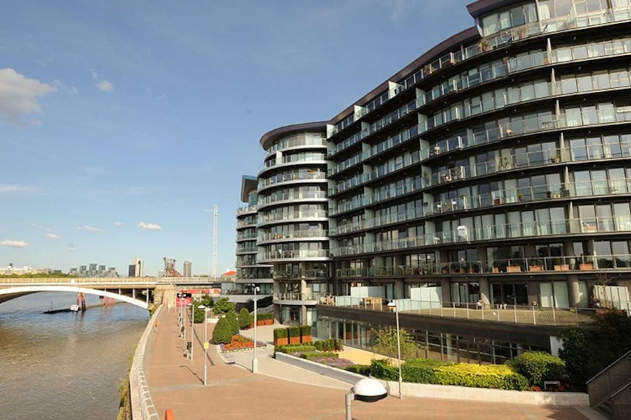 1 Bedroom In Chelsea Bridge Wharf ลอนดอน ภายนอก รูปภาพ